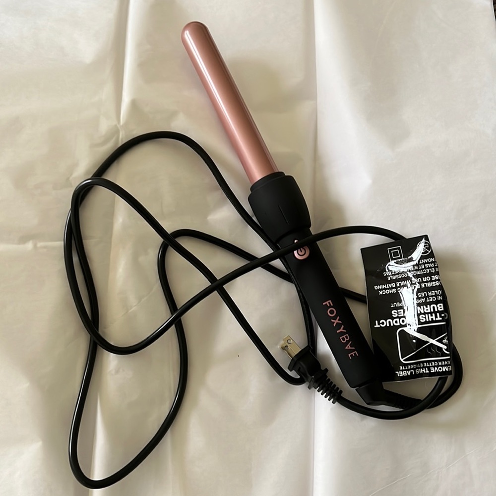 Foxy bae ROSE GOLD 25MM CURLING WAND - Picture 4 of 4